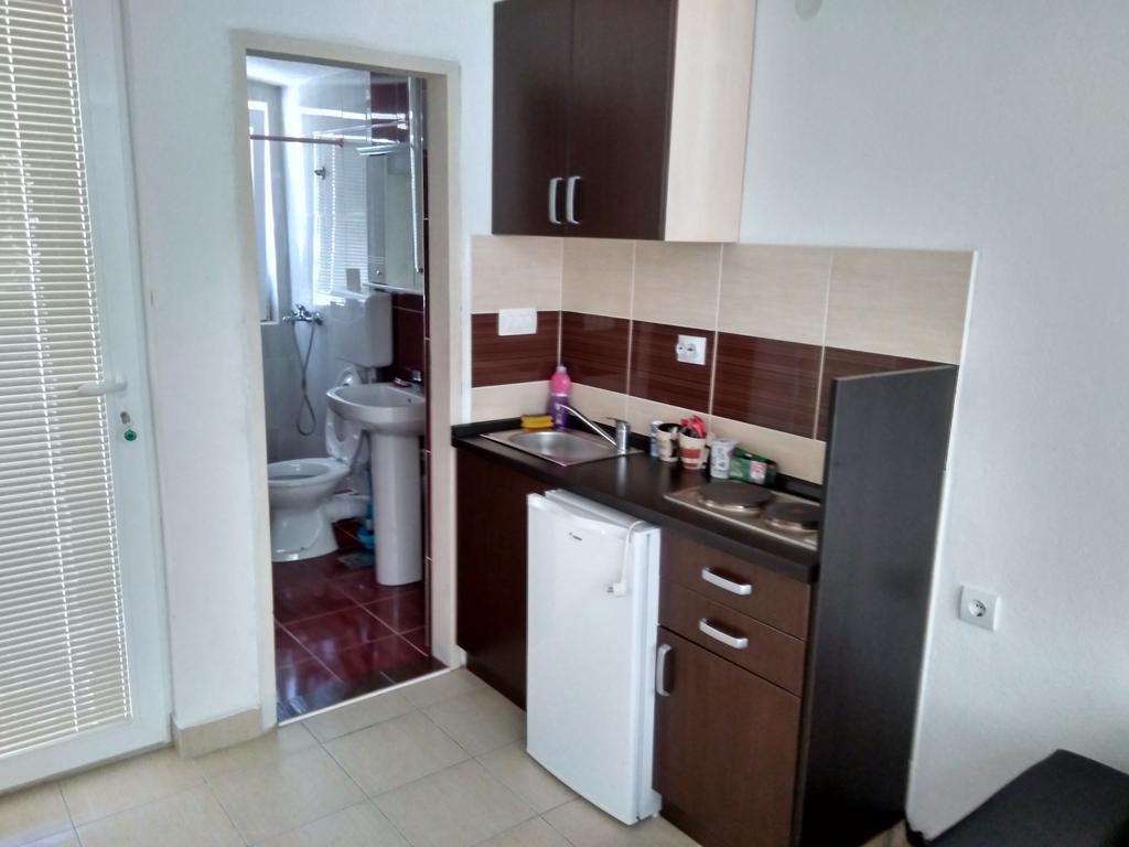 Apartment Djokic Сутоморе Экстерьер фото